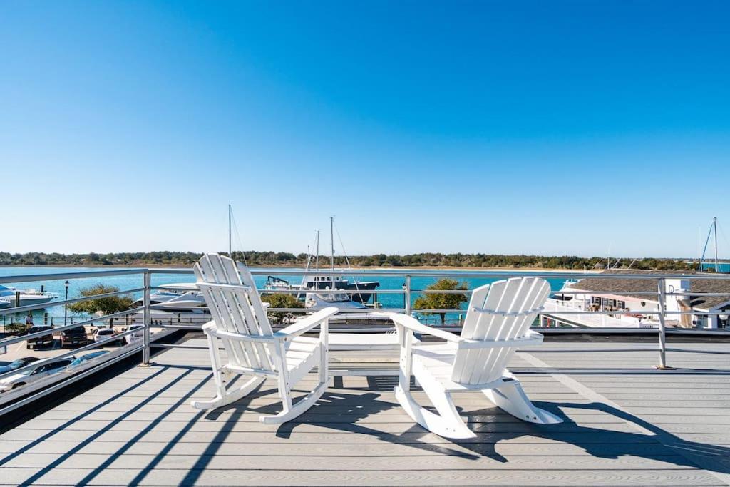 Why Knot Getaway…Rooftop With Waterview! Unit F Beaufort Exterior photo